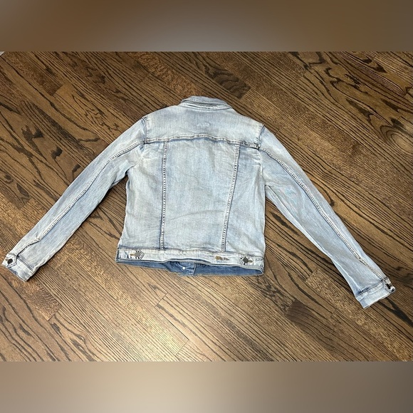 Kut from the Kloth Faded Wash Denim Jacket - size large - Acid Wash - Picture 4 of 7